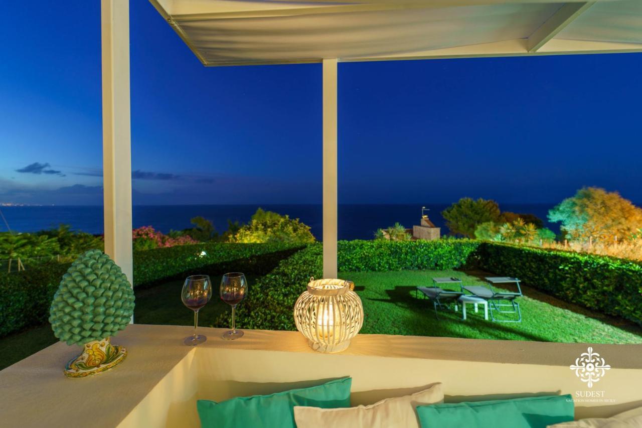 Villa Vittoria - Waterfront House Augusta Exterior foto
